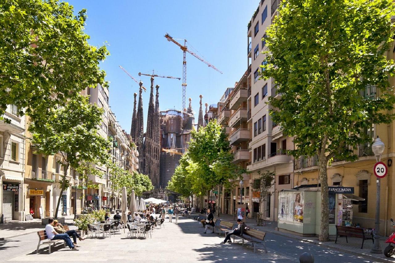 Tendency Sagrada Familia Deluxe Barcelona Exterior foto